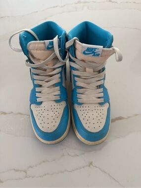 Nike Air Jordan 1 Retro High Original Leather GS Boys Shoes Blue and white